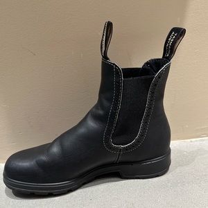 BLUNDSTONE Women’s Originals High Top Boots Black size 9 LIKE NEW condition